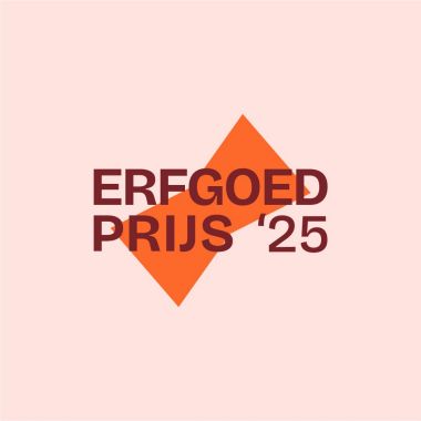 Logo roze Erfgoedprijs 2025