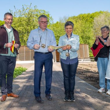 Opening Aspergepunt in het Hof van Coolhem te Puurs-Sint-Amands
