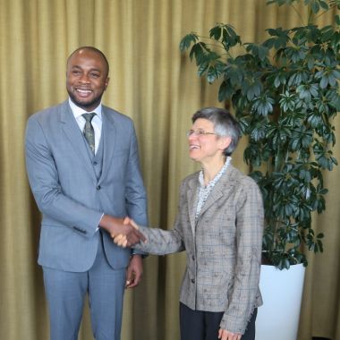 Gouverneur Cathy Berx en consul-generaal Pacifique Luabeya