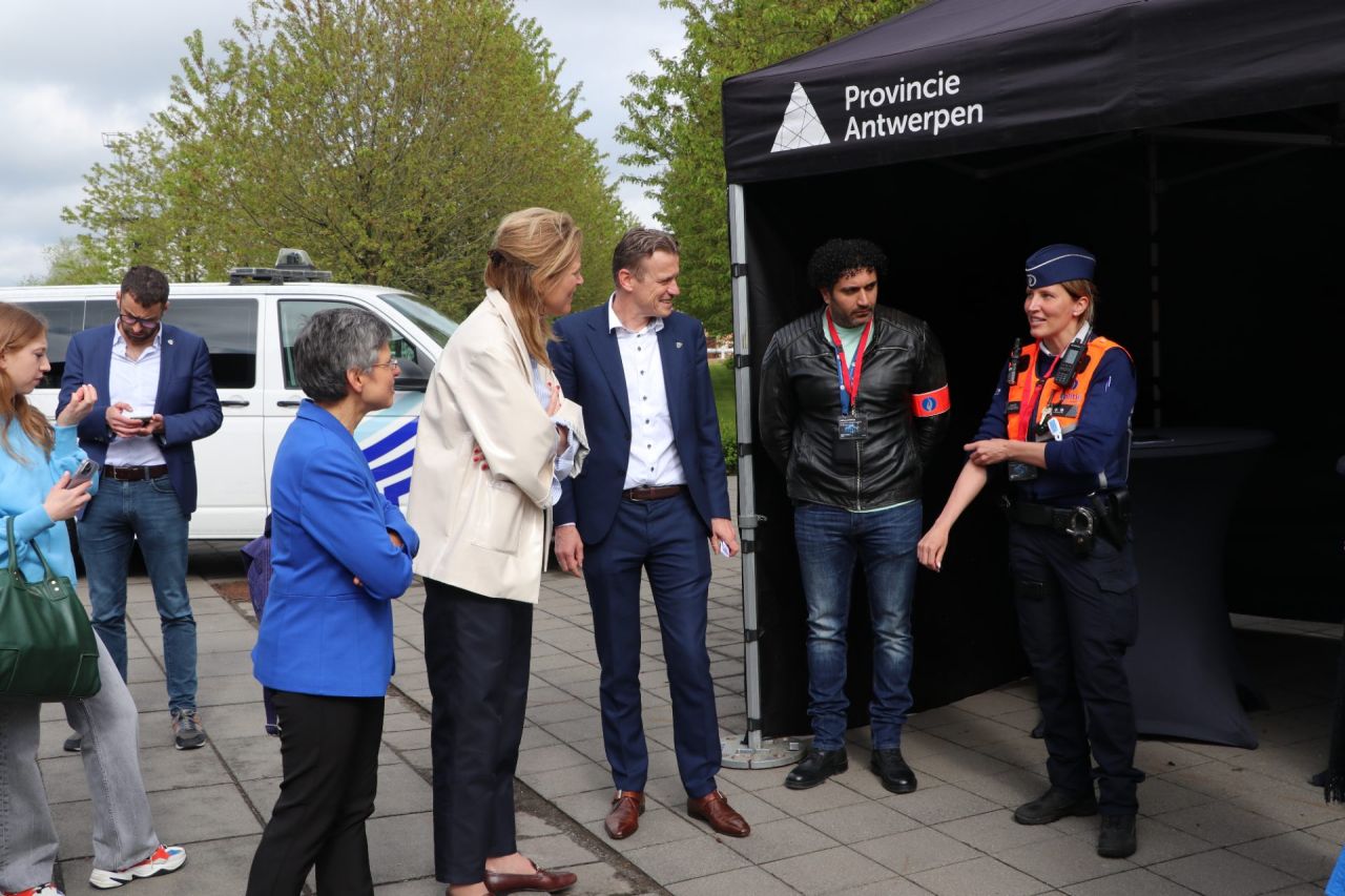 Jobdag politie - Ministers Verlinden, Van Tighelt en gouverneur Berx