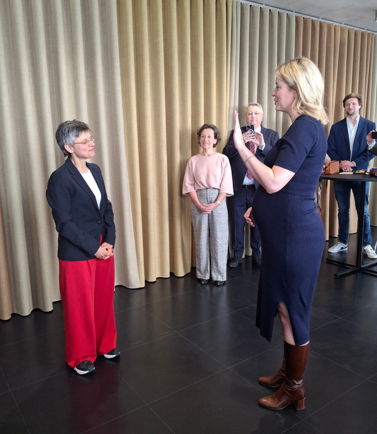 Eedaflegging Els Van Doesburg