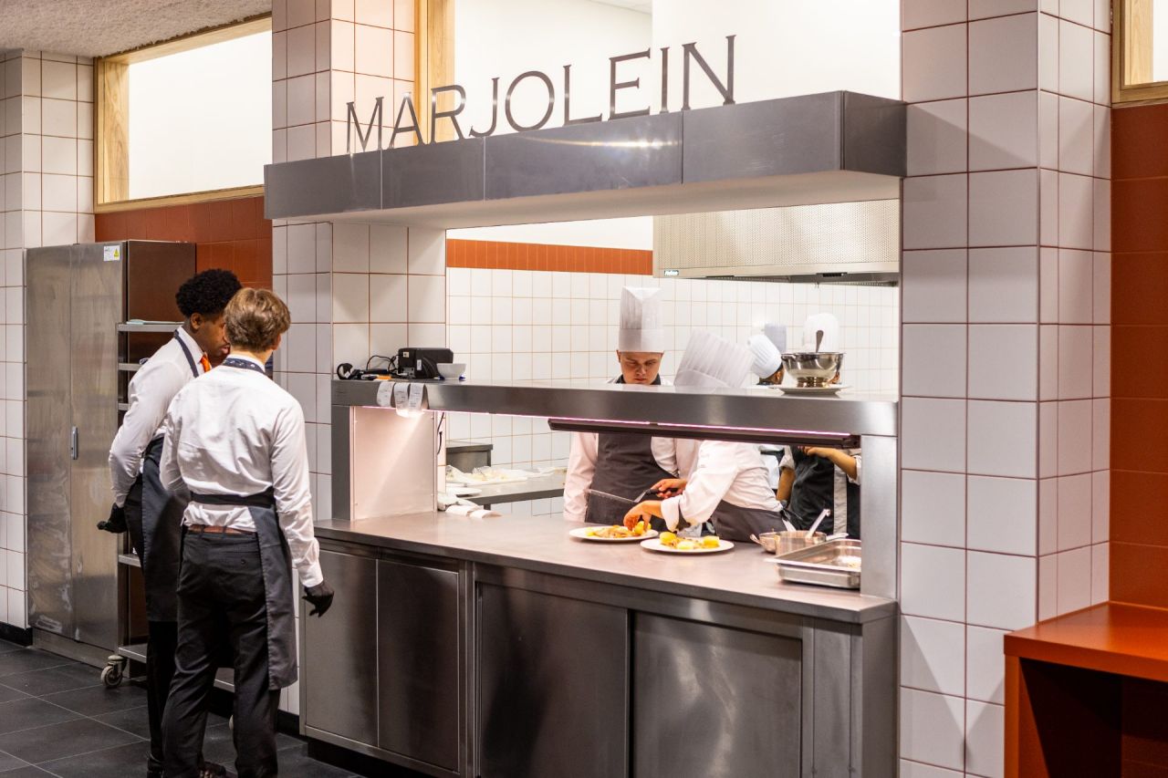 Nieuwe keuken Marjolein op campus PIVA