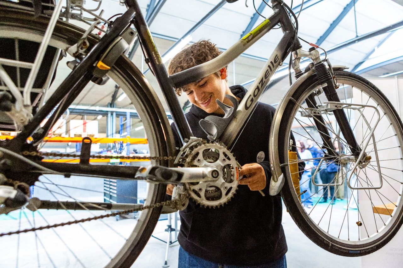 Leerling duaal leren fietshersteller