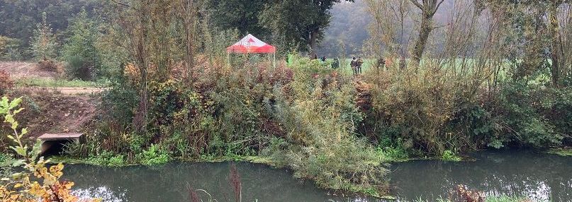 Tentje van de provincie Antwerpen in het landschap van de Aa.