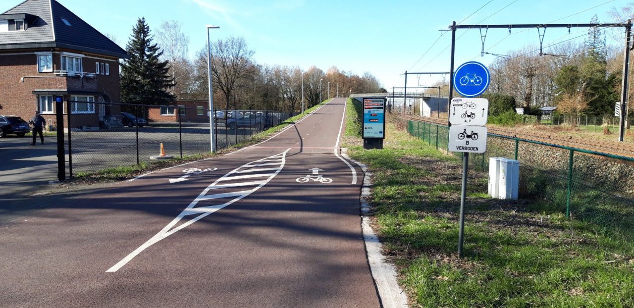 Fietsteller aan fietsostrade F11 Antwerpen-Lier