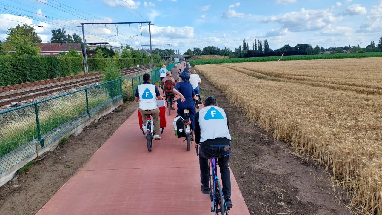 Opening fietsostrade F14 tussen Kapellen en Ekeren