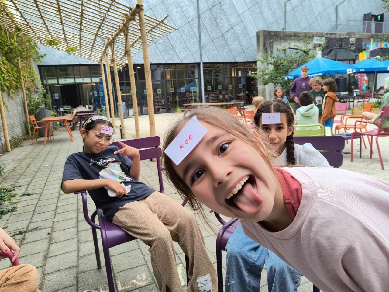 Kinderen spelen