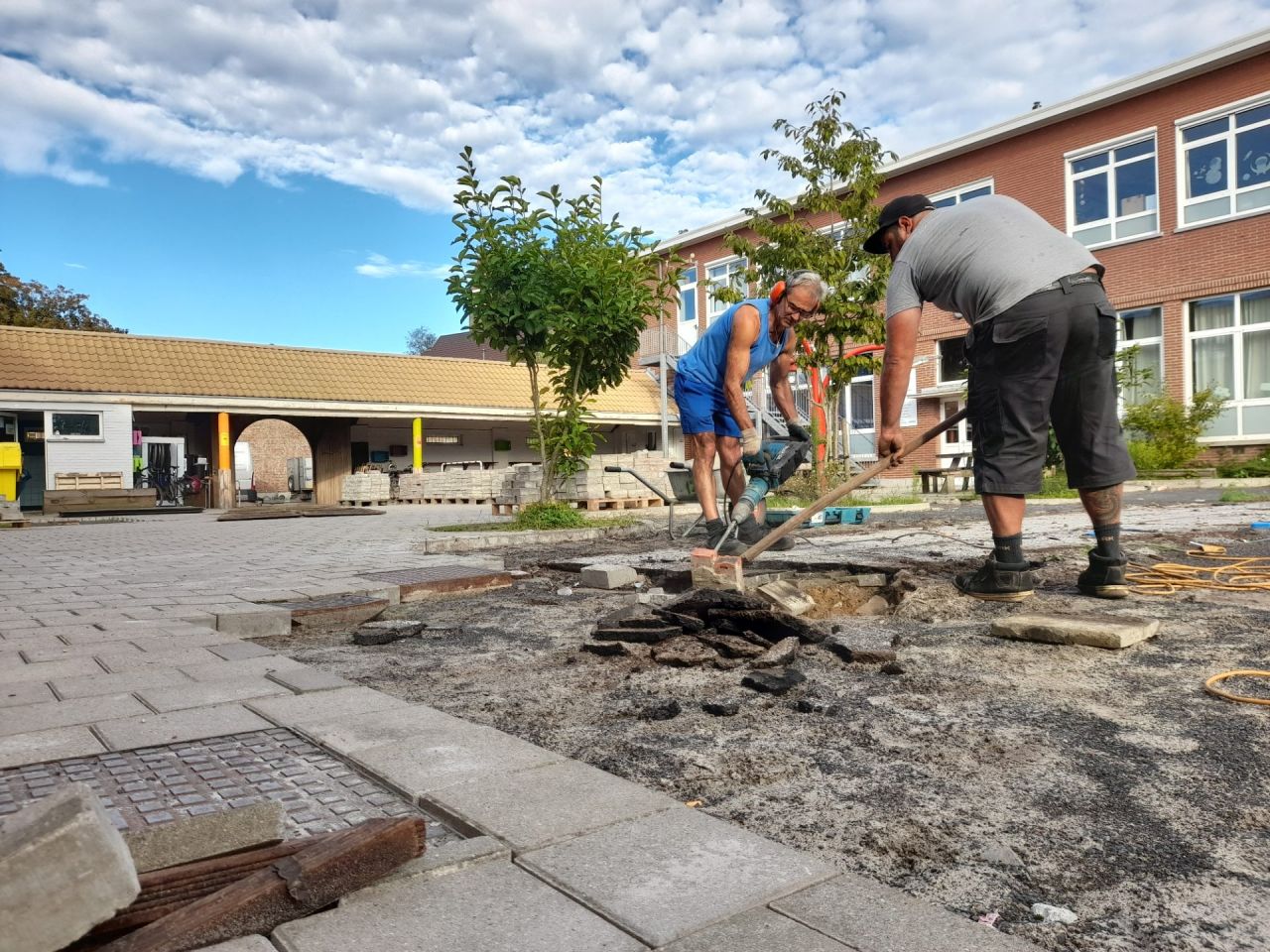 Ontharding Sint-Montfort