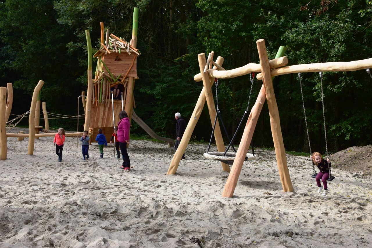 Speeltuin in De Averegten