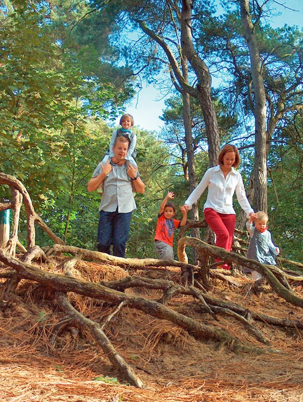  Kasterlee: Wandelaars  in De Hoge Mouw