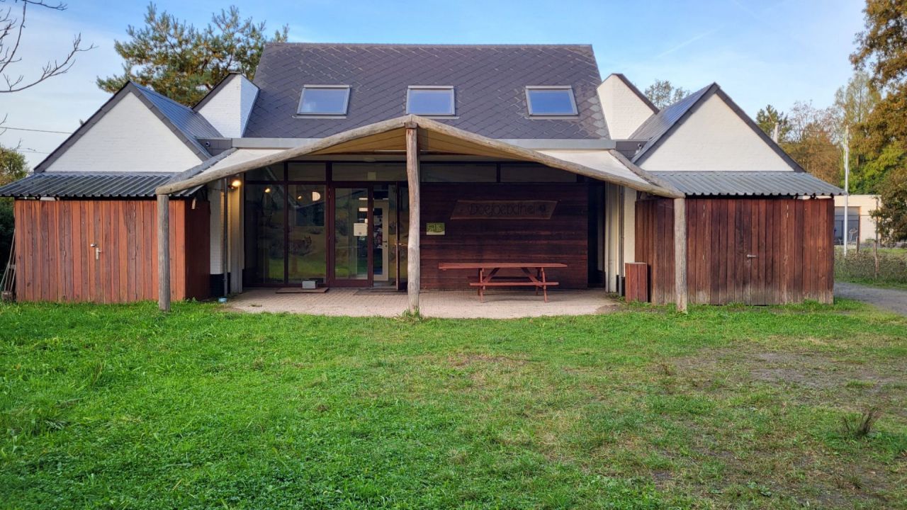 Onthaalgebouw Doefoepdhei achteraanzicht