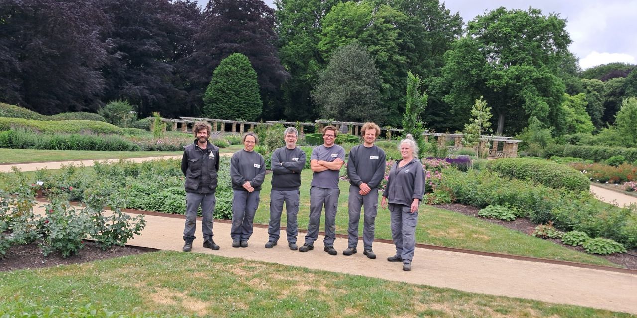 Digitale rozenroute ploeg serre en Rozentuin