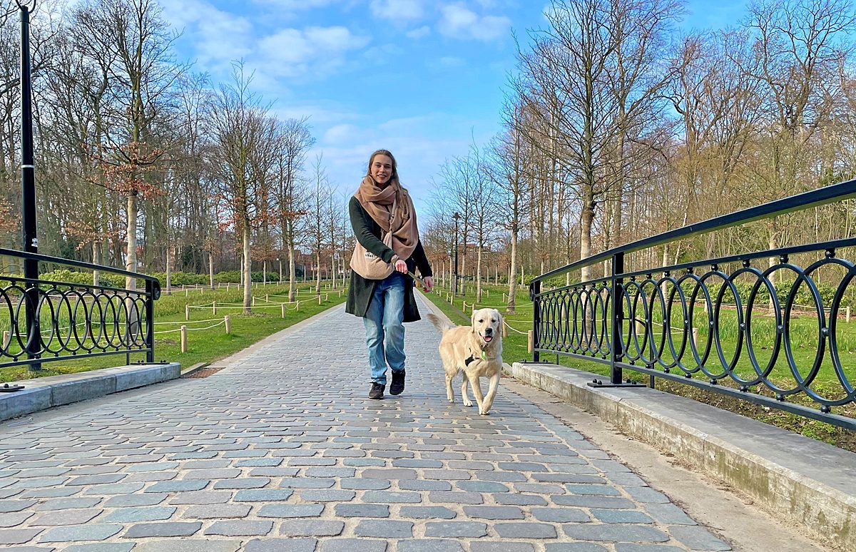 Dame met hond