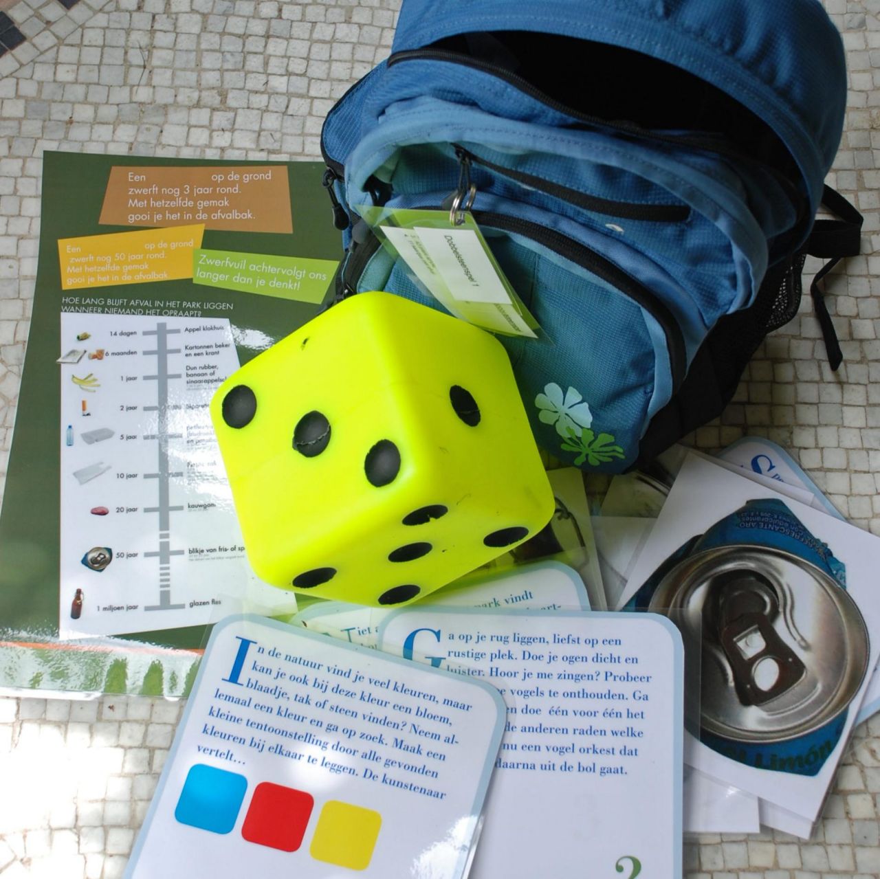 Huur een doehetzelf-pakket, werp de dobbelsteen en voer een opdracht uit.