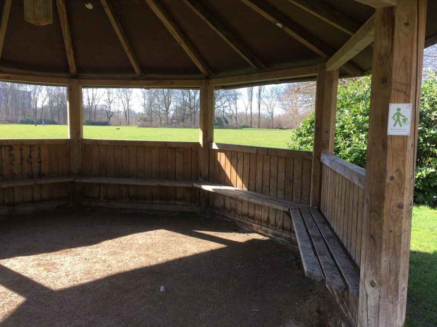 schuilhut bij het cricketveld